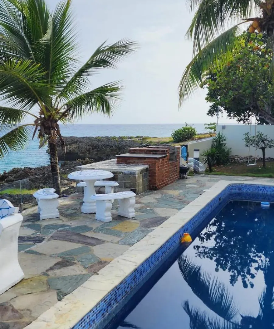 Crimson Beach Ocean Front Entire Floor Villa Sosúa