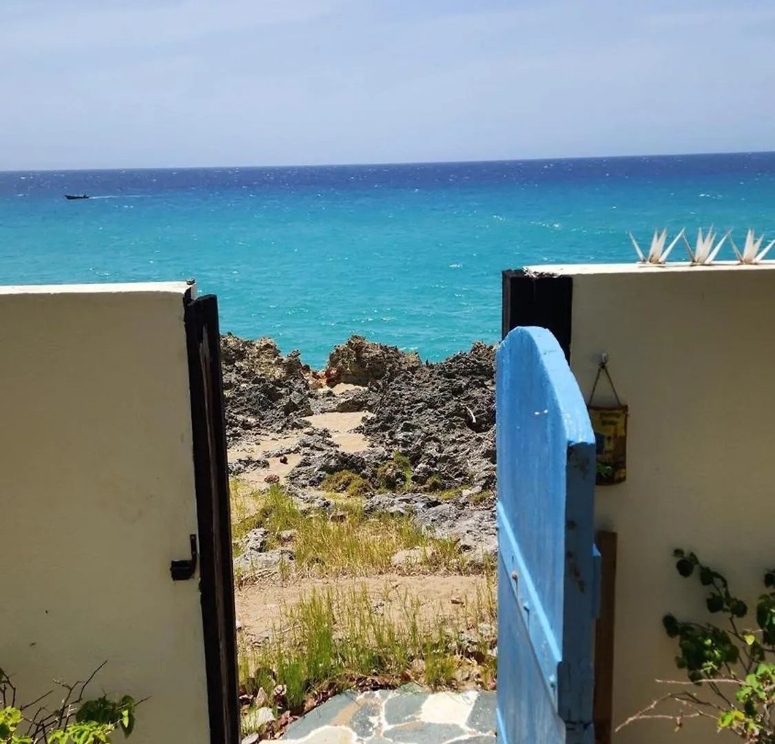 Sosúa Crimson Beach Ocean Front Entire Floor Villa הרפובליקה הדומיניקנית